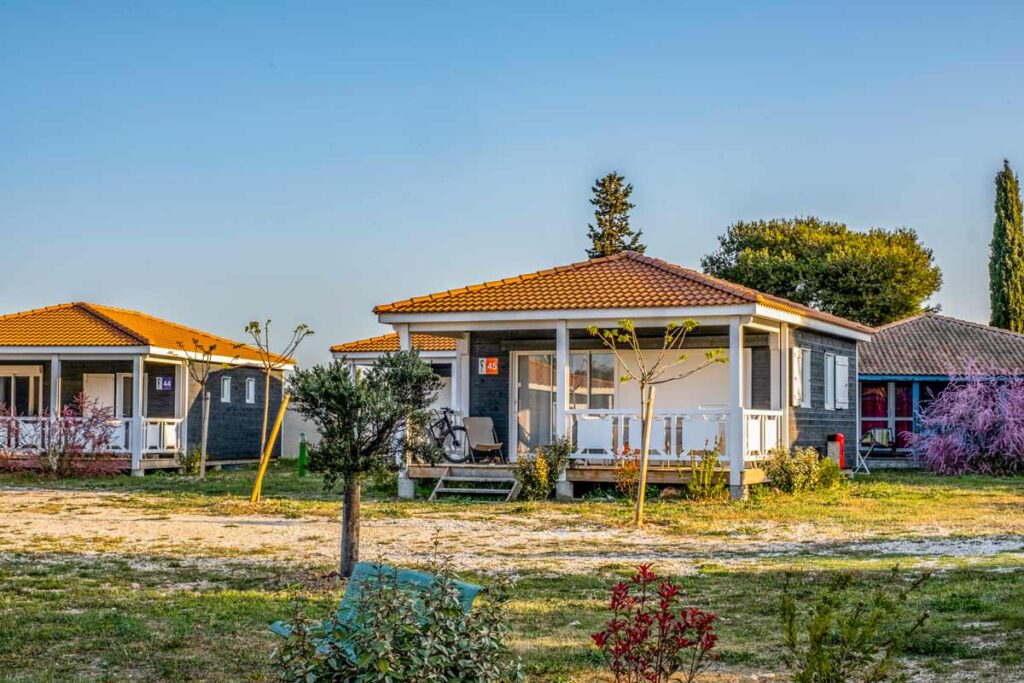 hebergement groupe martigues