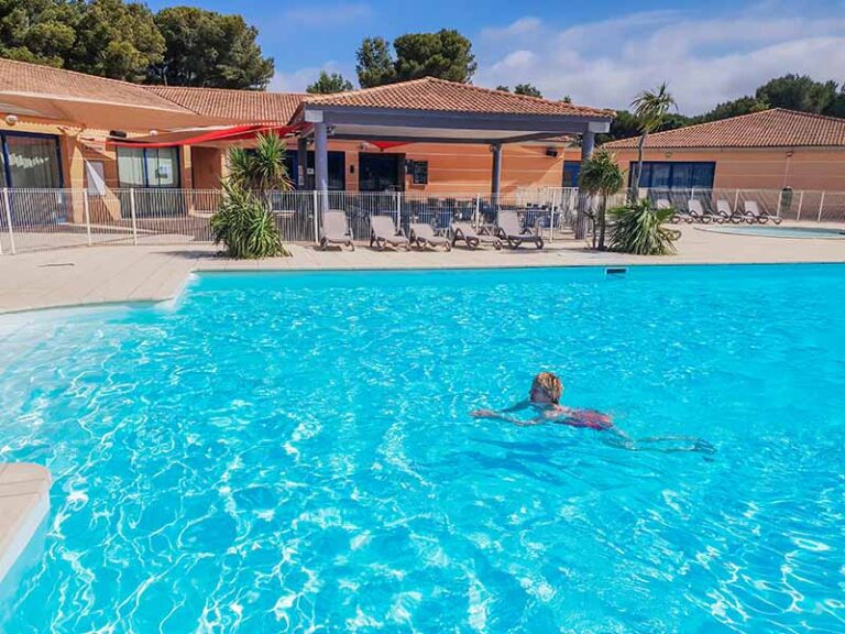 Piscine L'Arquet CTonCamping