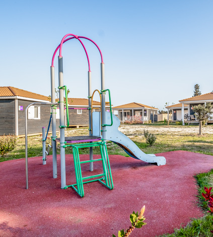 residence aire jeux enfants martigues