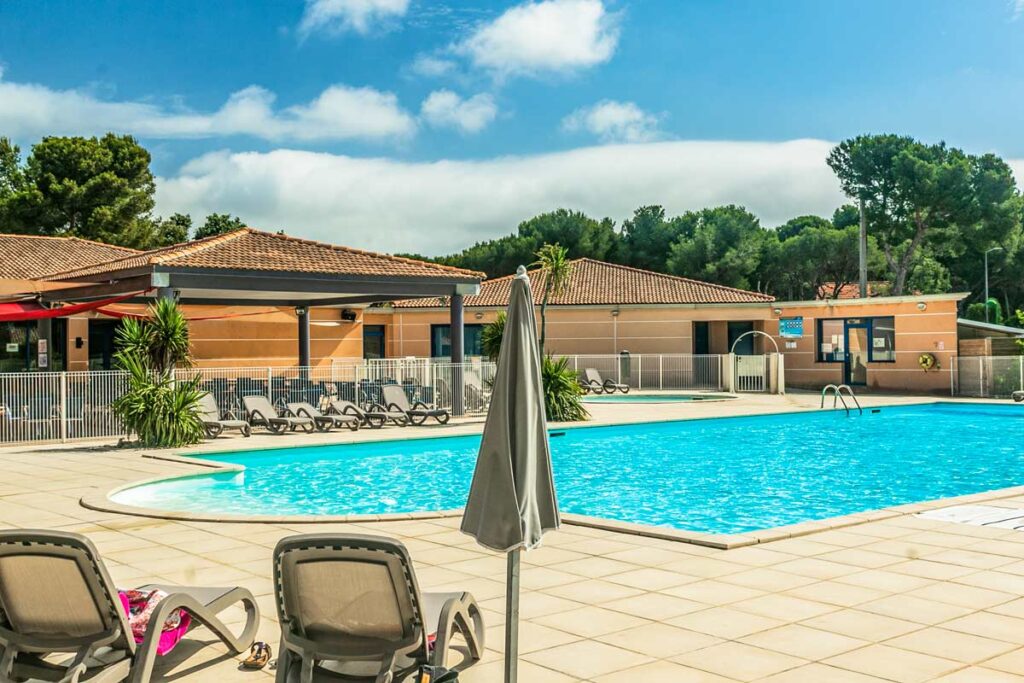 residence piscine martigues
