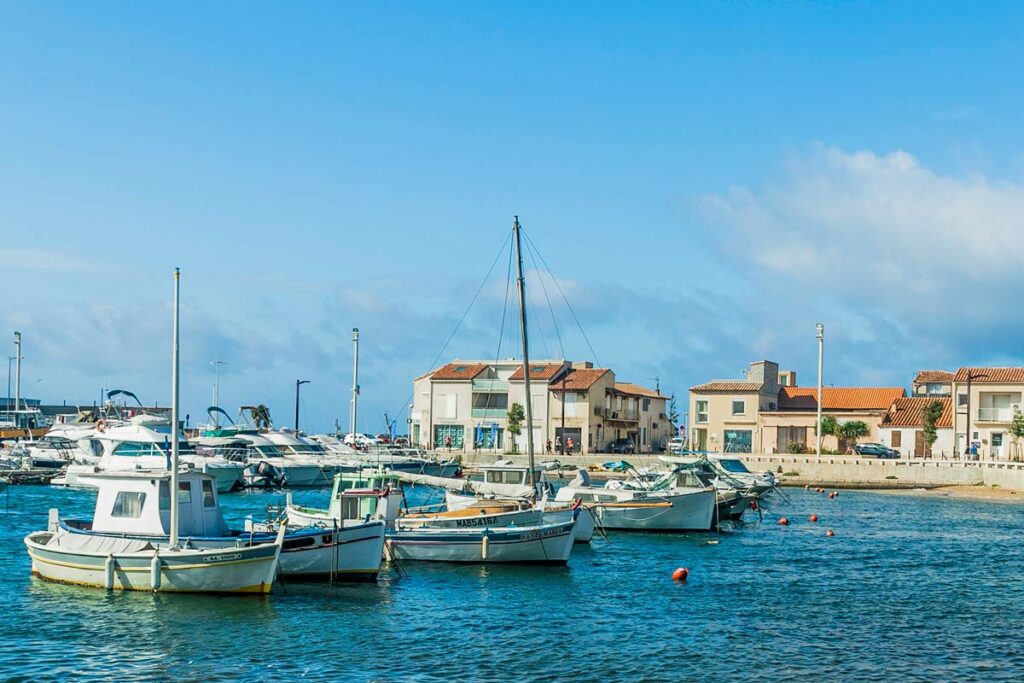residence vacances port peche martigues